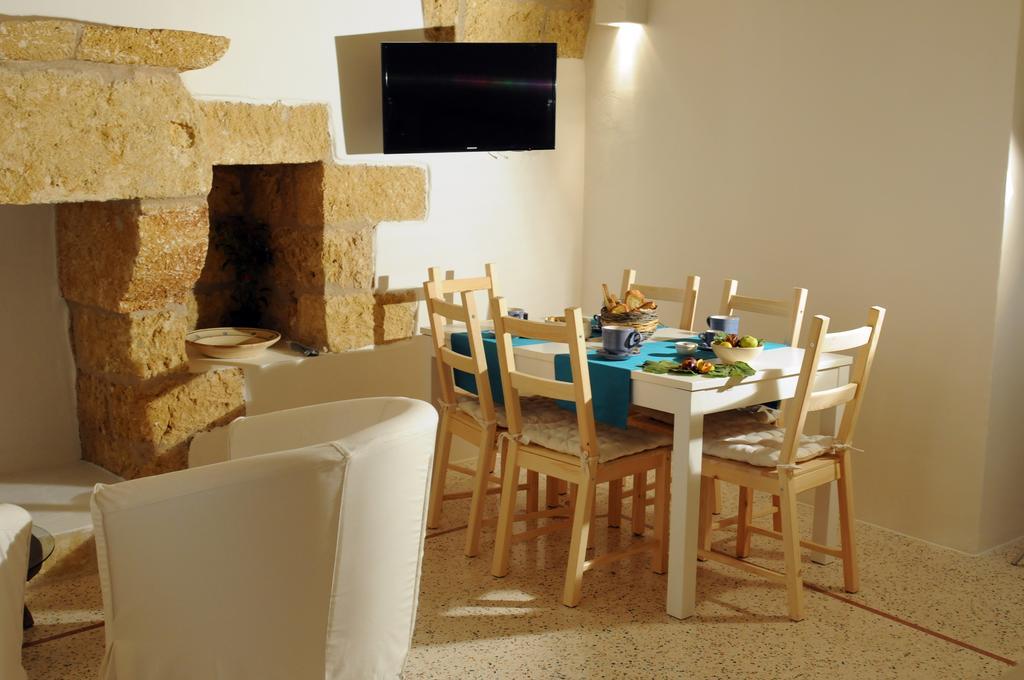 Holiday Home La Corte Dei Pirri 加利亚诺德尔卡波 客房 照片