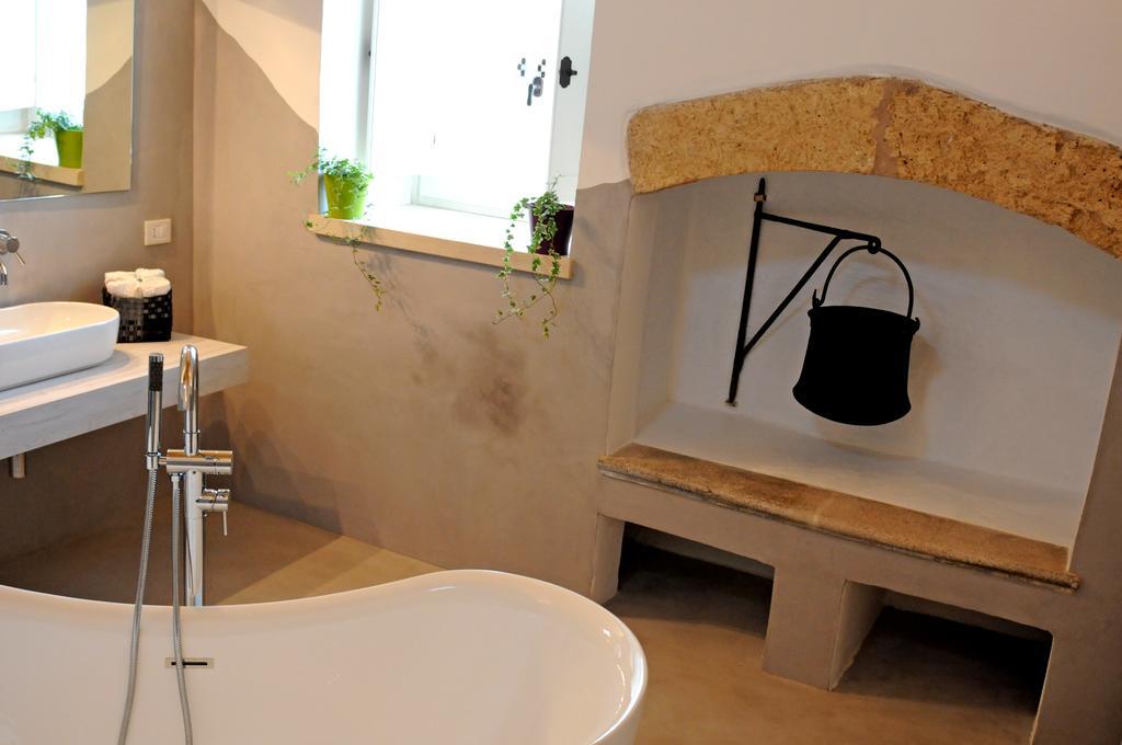 Holiday Home La Corte Dei Pirri 加利亚诺德尔卡波 客房 照片